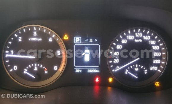 Buy Import Hyundai Tucson White Car in Import - Dubai in East Mahé Buy Import Hyundai Tucson White Car in Import - Dubai in East Mahé