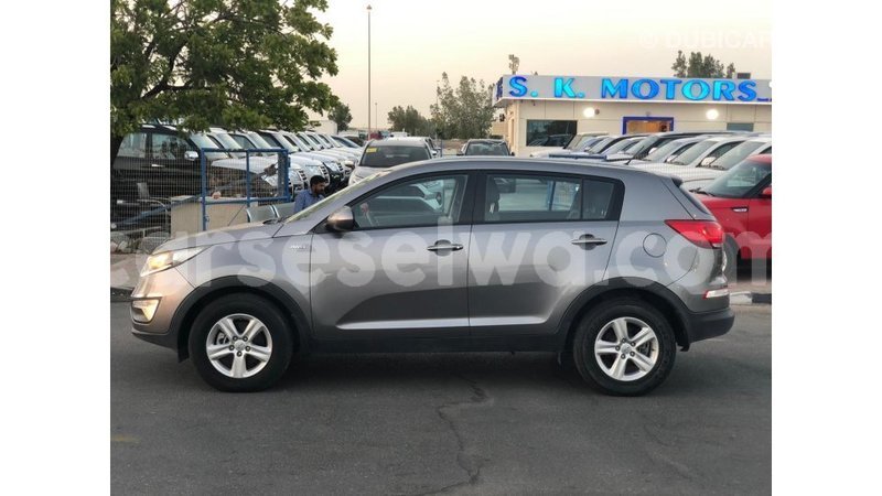 Big with watermark kia sportage east mahe import dubai 6932