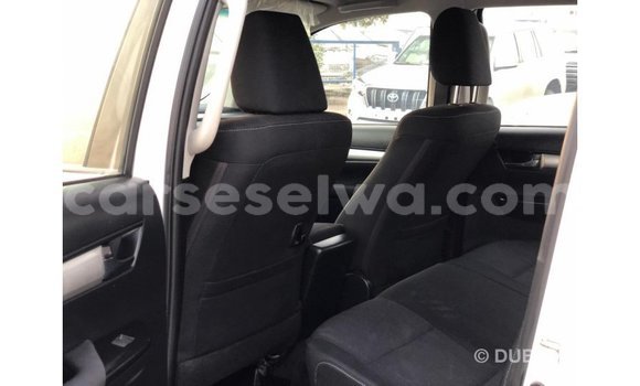 Buy Import Toyota Hilux White Car in Import - Dubai in East Mahé Buy Import Toyota Hilux White Car in Import - Dubai in East Mahé