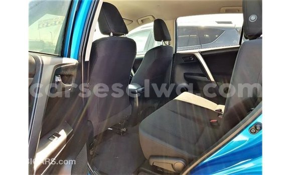 Buy Import Toyota Ade Blue Truck in Import - Dubai in East Mahé Buy Import Toyota Ade Blue Truck in Import - Dubai in East Mahé