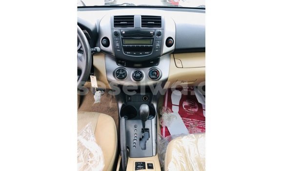 Buy Import Toyota Ade Black Truck in Import - Dubai in East Mahé Buy Import Toyota Ade Black Truck in Import - Dubai in East Mahé