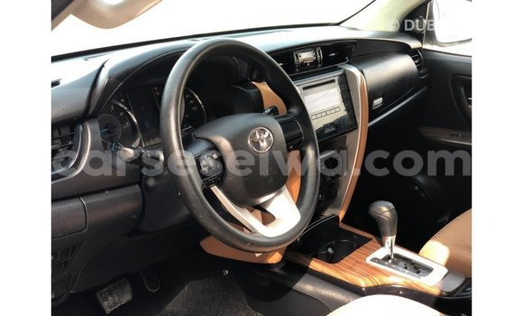 Buy Import Toyota Fortuner White Car in Import - Dubai in East Mahé Buy Import Toyota Fortuner White Car in Import - Dubai in East Mahé