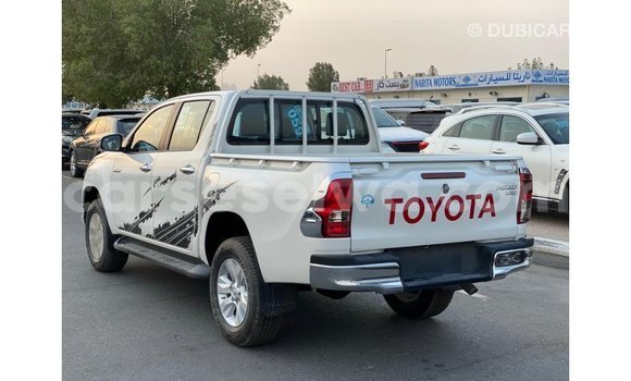 Buy Import Toyota Hilux White Car in Import - Dubai in East Mahé Buy Import Toyota Hilux White Car in Import - Dubai in East Mahé