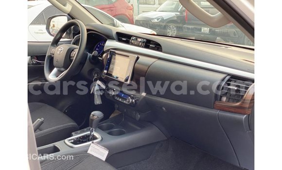 Buy Import Toyota Hilux White Car in Import - Dubai in East Mahé Buy Import Toyota Hilux White Car in Import - Dubai in East Mahé