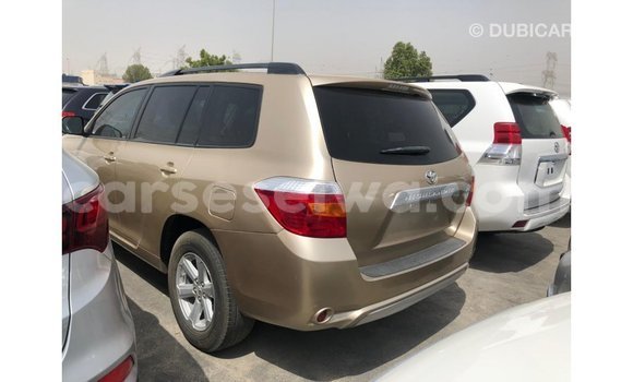 Buy Import Toyota Highlander Other Car in Import - Dubai in East Mahé Buy Import Toyota Highlander Other Car in Import - Dubai in East Mahé