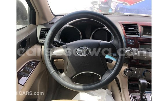 Buy Import Toyota Highlander Other Car in Import - Dubai in East Mahé Buy Import Toyota Highlander Other Car in Import - Dubai in East Mahé