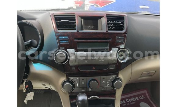 Buy Import Toyota Highlander Other Car in Import - Dubai in East Mahé Buy Import Toyota Highlander Other Car in Import - Dubai in East Mahé