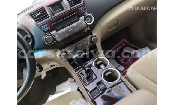 Buy Import Toyota Highlander Other Car in Import - Dubai in East Mahé Buy Import Toyota Highlander Other Car in Import - Dubai in East Mahé