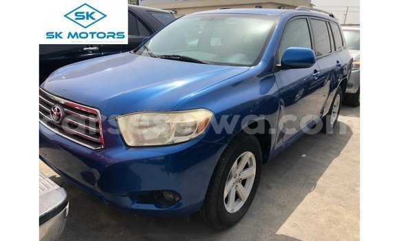 Buy Import Toyota Highlander Blue Car in Import - Dubai in East Mahé Buy Import Toyota Highlander Blue Car in Import - Dubai in East Mahé