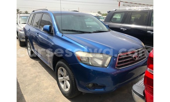 Buy Import Toyota Highlander Blue Car in Import - Dubai in East Mahé Buy Import Toyota Highlander Blue Car in Import - Dubai in East Mahé