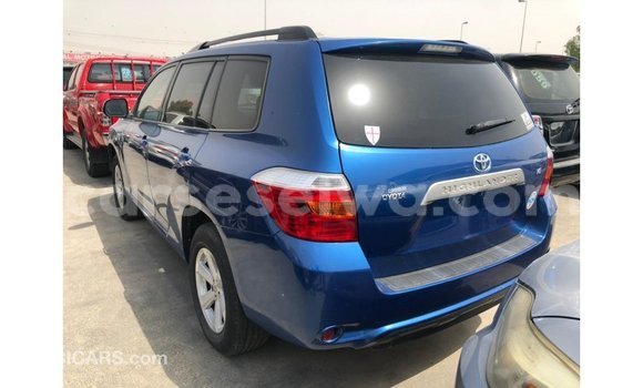 Buy Import Toyota Highlander Blue Car in Import - Dubai in East Mahé Buy Import Toyota Highlander Blue Car in Import - Dubai in East Mahé