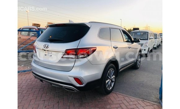 Buy Import Hyundai Santa Fe Other Car in Import - Dubai in East Mahé Buy Import Hyundai Santa Fe Other Car in Import - Dubai in East Mahé