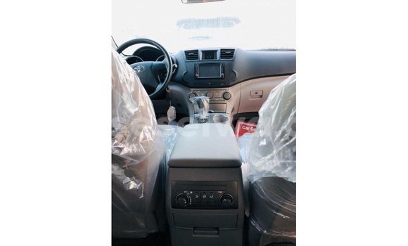 Buy Import Toyota Highlander Other Car in Import - Dubai in East Mahé Buy Import Toyota Highlander Other Car in Import - Dubai in East Mahé
