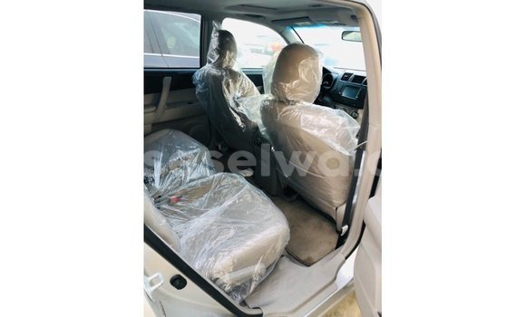 Buy Import Toyota Highlander Other Car in Import - Dubai in East Mahé Buy Import Toyota Highlander Other Car in Import - Dubai in East Mahé