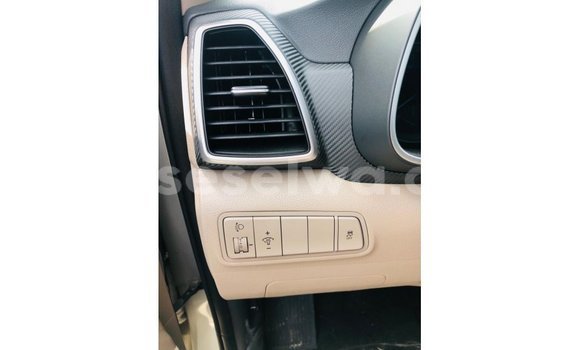 Buy Import Hyundai Tucson Other Car in Import - Dubai in East Mahé Buy Import Hyundai Tucson Other Car in Import - Dubai in East Mahé