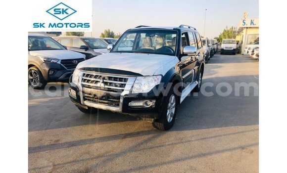 Buy Import Mitsubishi Pajero Black Car in Import - Dubai in East Mahé Buy Import Mitsubishi Pajero Black Car in Import - Dubai in East Mahé