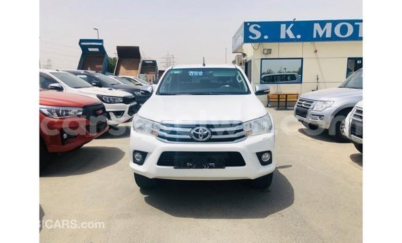 Buy Import Toyota Hilux White Car in Import - Dubai in East Mahé Buy Import Toyota Hilux White Car in Import - Dubai in East Mahé
