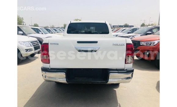 Buy Import Toyota Hilux White Car in Import - Dubai in East Mahé Buy Import Toyota Hilux White Car in Import - Dubai in East Mahé
