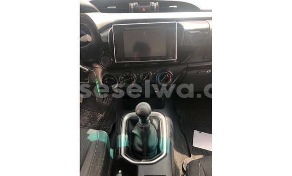 Buy Import Toyota Hilux White Car in Import - Dubai in East Mahé Buy Import Toyota Hilux White Car in Import - Dubai in East Mahé