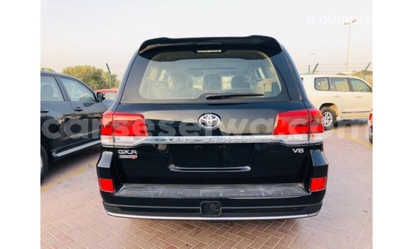 Buy Import Toyota Land Cruiser Black Car in Import - Dubai in East Mahé Buy Import Toyota Land Cruiser Black Car in Import - Dubai in East Mahé