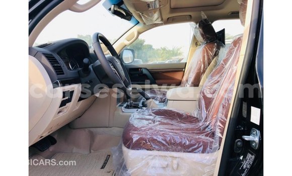 Buy Import Toyota Land Cruiser Black Car in Import - Dubai in East Mahé Buy Import Toyota Land Cruiser Black Car in Import - Dubai in East Mahé