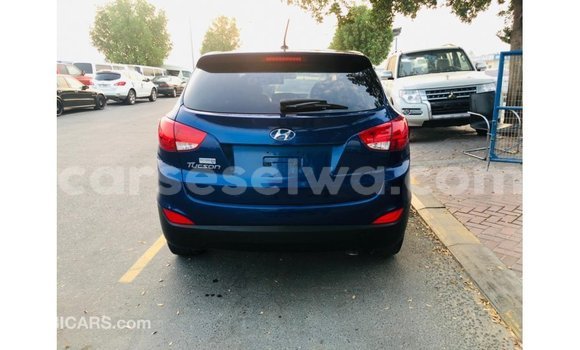 Buy Import Hyundai Tucson Blue Car in Import - Dubai in East Mahé Buy Import Hyundai Tucson Blue Car in Import - Dubai in East Mahé