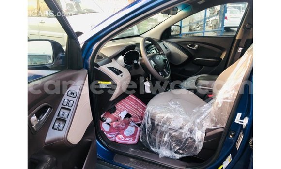 Buy Import Hyundai Tucson Blue Car in Import - Dubai in East Mahé Buy Import Hyundai Tucson Blue Car in Import - Dubai in East Mahé