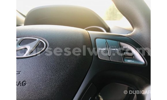 Buy Import Hyundai Tucson Blue Car in Import - Dubai in East Mahé Buy Import Hyundai Tucson Blue Car in Import - Dubai in East Mahé