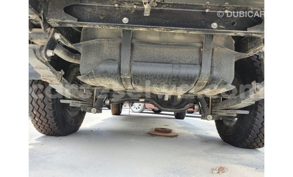 Buy Import Toyota Land Cruiser White Car in Import - Dubai in East Mahé Buy Import Toyota Land Cruiser White Car in Import - Dubai in East Mahé