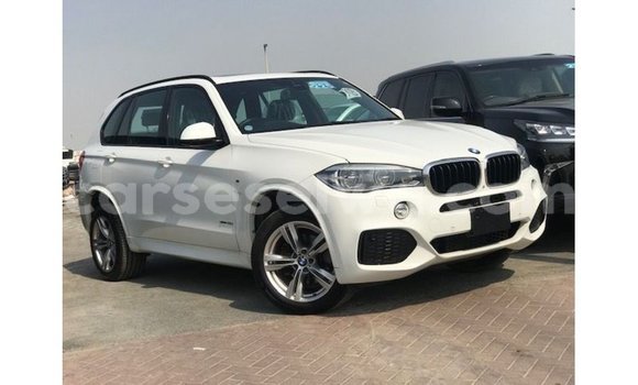 Acheter Import Voiture BMW X5 Blanc à Import - Dubai, East Mahé