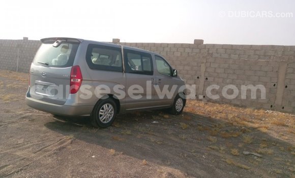 Buy Import Hyundai Accent Brown Car in Import - Dubai in East Mahé Buy Import Hyundai Accent Brown Car in Import - Dubai in East Mahé
