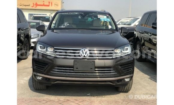 Buy Import Volkswagen Touareg Brown Car in Import - Dubai in East Mahé Buy Import Volkswagen Touareg Brown Car in Import - Dubai in East Mahé