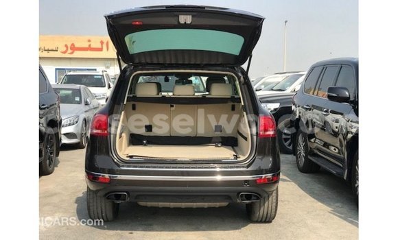 Buy Import Volkswagen Touareg Brown Car in Import - Dubai in East Mahé Buy Import Volkswagen Touareg Brown Car in Import - Dubai in East Mahé