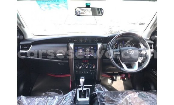 Buy Import Toyota Fortuner White Car in Import - Dubai in East Mahé Buy Import Toyota Fortuner White Car in Import - Dubai in East Mahé