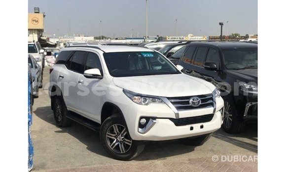 Buy Import Toyota Fortuner White Car in Import - Dubai in East Mahé Buy Import Toyota Fortuner White Car in Import - Dubai in East Mahé