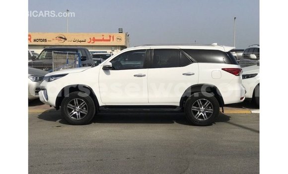 Buy Import Toyota Fortuner White Car in Import - Dubai in East Mahé Buy Import Toyota Fortuner White Car in Import - Dubai in East Mahé