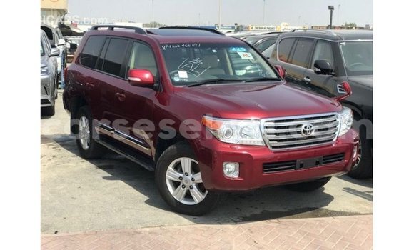 Acheter Import Voiture Toyota Land Cruiser Rouge à Import - Dubai, East Mahé Acheter Import Voiture Toyota Land Cruiser Rouge à Import - Dubai, East Mahé