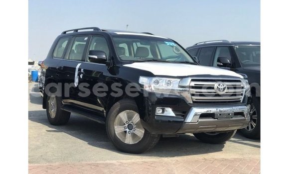 Buy Import Toyota Land Cruiser Black Car in Import - Dubai in East Mahé Buy Import Toyota Land Cruiser Black Car in Import - Dubai in East Mahé