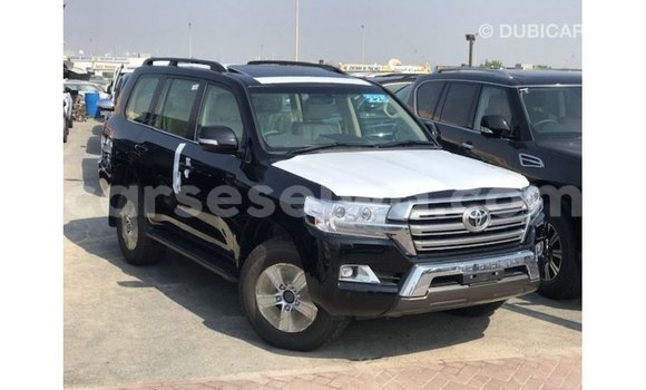 Buy Import Toyota Land Cruiser Black Car in Import - Dubai in East Mahé Buy Import Toyota Land Cruiser Black Car in Import - Dubai in East Mahé