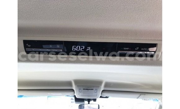 Buy Import Toyota Granvia White Car in Import - Dubai in East Mahé Buy Import Toyota Granvia White Car in Import - Dubai in East Mahé