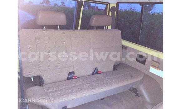 Buy Import Toyota Land Cruiser Beige Car in Import - Dubai in East Mahé Buy Import Toyota Land Cruiser Beige Car in Import - Dubai in East Mahé