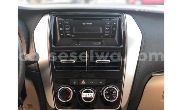 Buy Import Toyota DA Other Truck in Import - Dubai in East Mahé Buy Import Toyota DA Other Truck in Import - Dubai in East Mahé