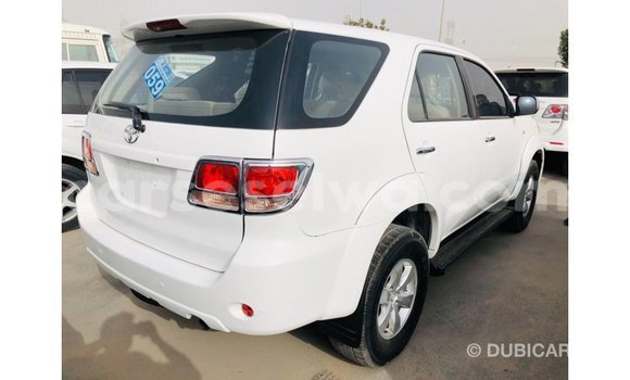 Buy Import Toyota Fortuner White Car in Import - Dubai in East Mahé Buy Import Toyota Fortuner White Car in Import - Dubai in East Mahé
