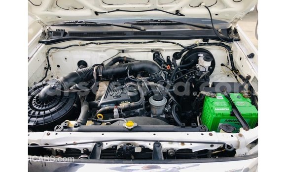 Buy Import Toyota Fortuner White Car in Import - Dubai in East Mahé Buy Import Toyota Fortuner White Car in Import - Dubai in East Mahé