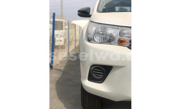 Buy Import Toyota Hilux White Car in Import - Dubai in East Mahé Buy Import Toyota Hilux White Car in Import - Dubai in East Mahé