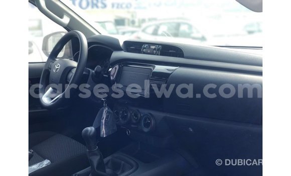 Buy Import Toyota Hilux White Car in Import - Dubai in East Mahé Buy Import Toyota Hilux White Car in Import - Dubai in East Mahé