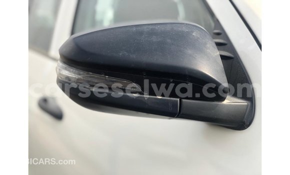 Buy Import Toyota Hilux White Car in Import - Dubai in East Mahé Buy Import Toyota Hilux White Car in Import - Dubai in East Mahé