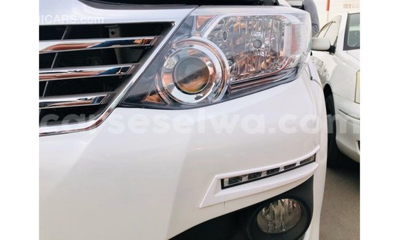 Buy Import Toyota Fortuner White Car in Import - Dubai in East Mahé Buy Import Toyota Fortuner White Car in Import - Dubai in East Mahé
