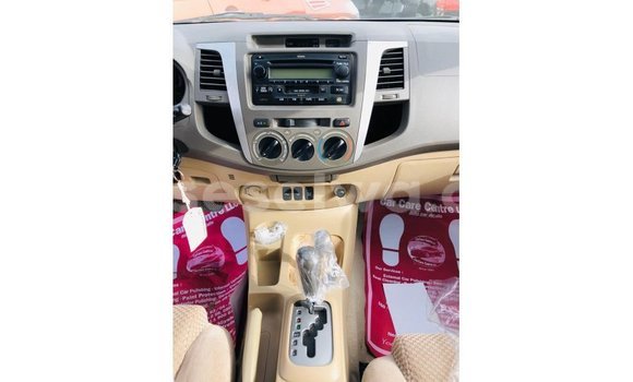 Buy Import Toyota Fortuner White Car in Import - Dubai in East Mahé Buy Import Toyota Fortuner White Car in Import - Dubai in East Mahé