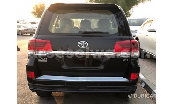 Buy Import Toyota Land Cruiser Black Car in Import - Dubai in East Mahé Buy Import Toyota Land Cruiser Black Car in Import - Dubai in East Mahé